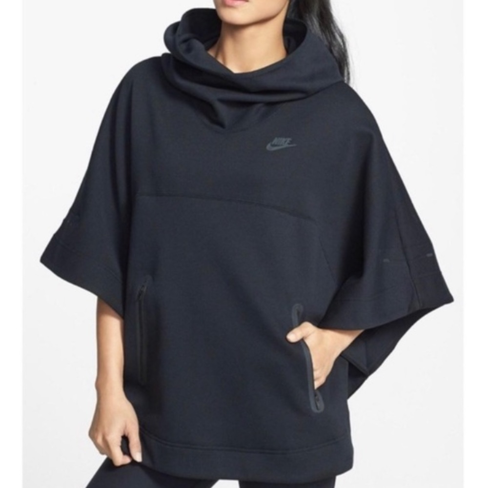 Nike Tech Fleece Poncho Hoodie